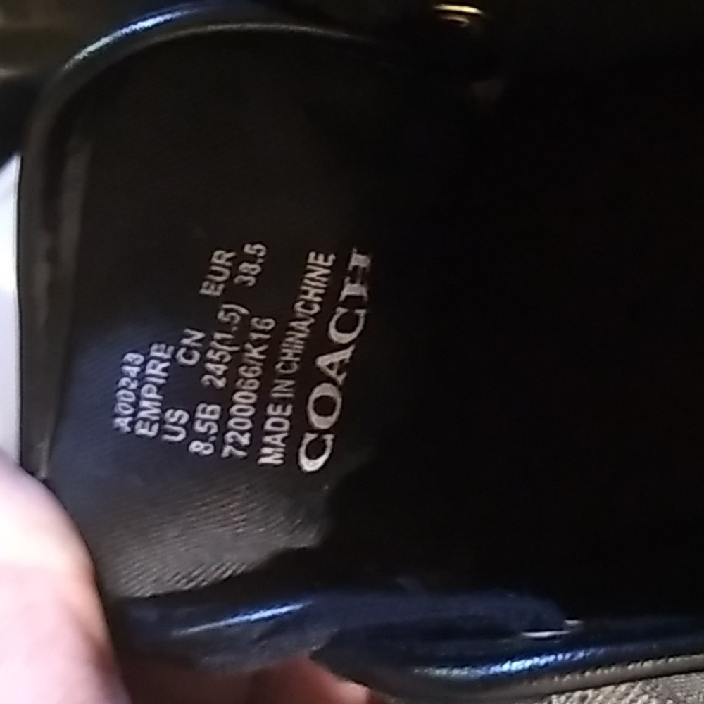Coach "EMPIRE" Sneakers- True size Womans 7-7.5 (please read description-sizing) - Picture 16 of 17